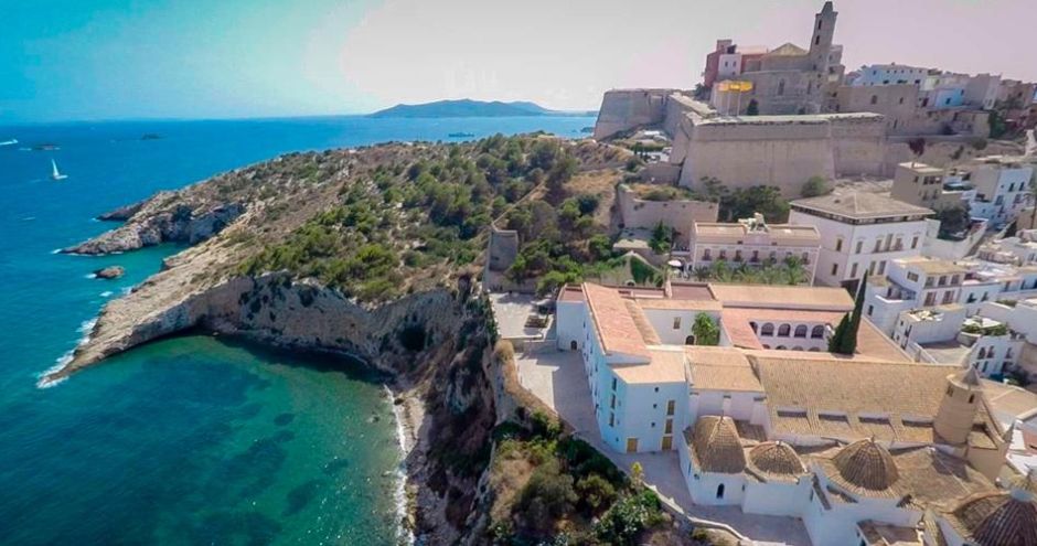 Ibiza, una escala de crucero muy tendencia !!