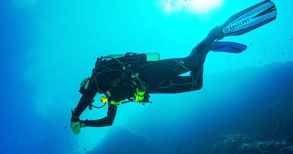 5 lugares impresionantes para practicar submarinismo en Ibiza