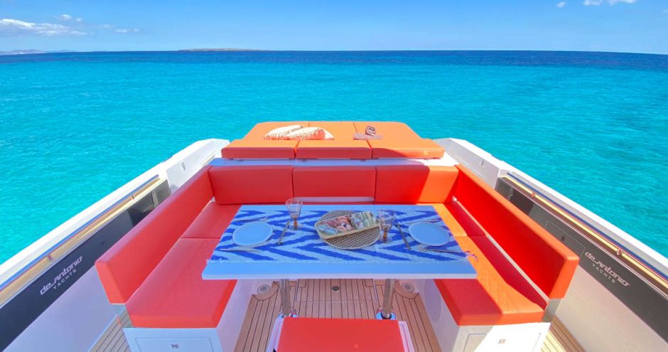 Planning a boating vacation in Ibiza